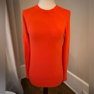 NEW VIBRANT STYLISH ZARA KNIT TOP WITH GORGEOUS GOLD BUTTONS ON THE SLEEVES! 😍